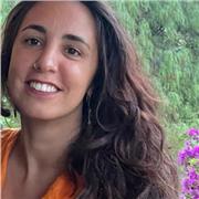 Insegnante di psicologia e pedagogia in vari licei di scienze umane impartisce lezioni delle varie materie scolastiche